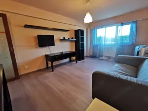 Închiriez apartament 3 camere Micro 4 - imagine 7