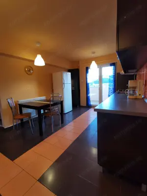 Închiriez apartament 3 camere Micro 4 - imagine 10