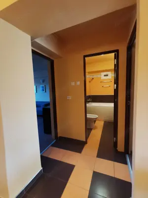 Închiriez apartament 3 camere Micro 4 - imagine 14