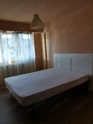 Închiriez apartament 3 camere Micro 4 - imagine 8