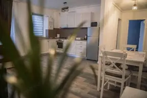 Crinului Residence - Inchiriere ap. 2 camere + loc de parcare - imagine 2