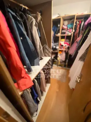 Casa individuala cu 7 camere,si teren de 550 mp,Dudestii Noi - imagine 18