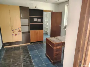 Birouri vis-a-vis de Kaufland Dumbrăvița  - imagine 2