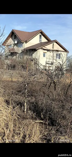 vând casa la rosu cu 1000m pătrați  - imagine 5