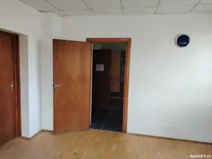 Birouri vis-a-vis de Kaufland Dumbrăvița  - imagine 5