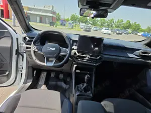 Dacia Duster 3 TCe 130 4x4 Mild Hybrid MHEV Expression - imagine 9