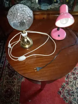 Veioza de masa sau birou 