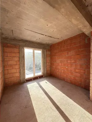 GIROC IQ - Casa individuala - 4 Camere - 3 Bai - Locatie excelenta