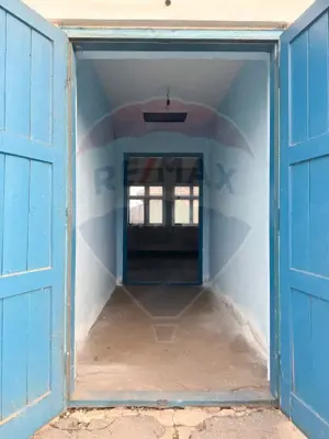 Spațiu comercial/ teren pretabil materiale constructii, langa Caracal - imagine 8