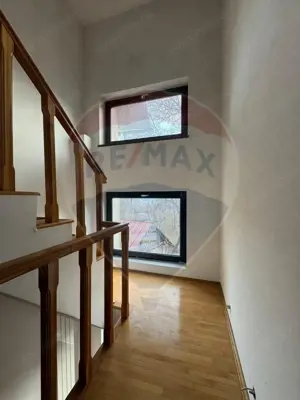 Vilă de vânzare în zona Central Câmpulung-Muscel - imagine 4