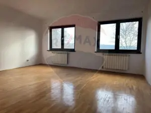 Vilă de vânzare în zona Central Câmpulung-Muscel - imagine 6