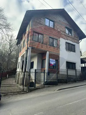 Vilă de vânzare în zona Central Câmpulung-Muscel - imagine 9