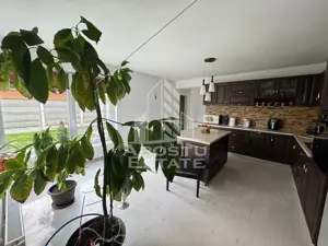 Casa Smart cu 5 camere, panouri fotovoltaice, in Sanmihaiu Roman - imagine 4