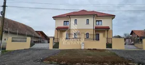 Duplex de vanzare, 752 mp teren,la cheie, Cornesti, 20 km de Timisoara