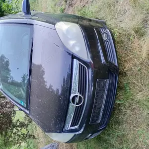 Dezmembrez Opel Zafira B 
