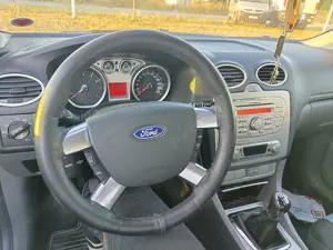 Ford Focus 2 1.6 benzina - imagine 7