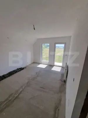 Casa noua, semifinisata, 56 ari teren, zona de exterior Est ( 10 km) - imagine 9
