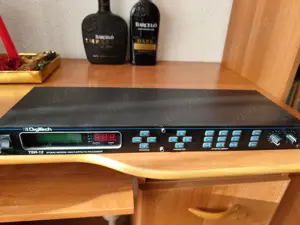 Digitech TSR12 Studio Multi Effect Processor