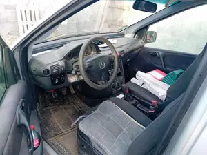 Mercedes VANEO 1.7 cdi an 202 - imagine 4