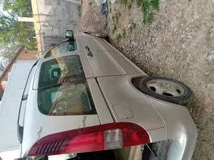 Mercedes VANEO 1.7 cdi an 202 - imagine 2