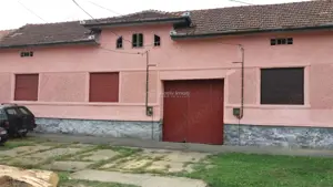 Valisoara, Casa la curte si Teren 3040 Mp, 10 minute de Caransebes - imagine 17