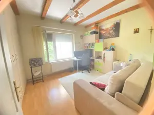 innchiriez apartament 3 camere Vila Cetatii 600 euro - imagine 5 innchiriez apartament 3 camere Vila Cetatii 600 euro - imagine 5