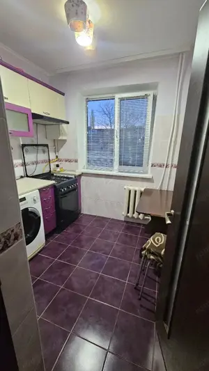 Ofer spre inchiriere garsoniera 34mp  in zona titan