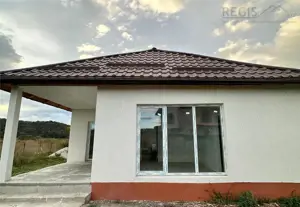 CASA 4 CAMERE, HARMAN