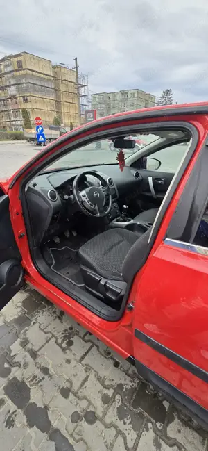 Vând Nissan Qashqai 1.5 dci - imagine 3 Vând Nissan Qashqai 1.5 dci - imagine 3
