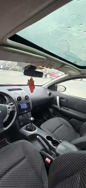 Vând Nissan Qashqai 1.5 dci - imagine 9 Vând Nissan Qashqai 1.5 dci - imagine 9