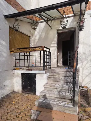 Casa de vanzare cu 3 camere , Str . Nicolae Golescu 168.000 euro neg. - imagine 13