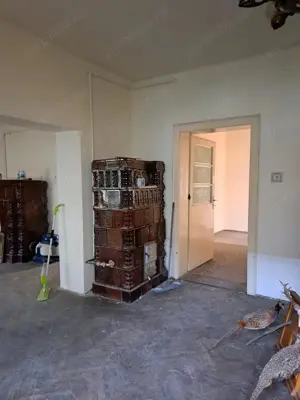 Casa de vanzare cu 3 camere , Str . Nicolae Golescu 168.000 euro neg.