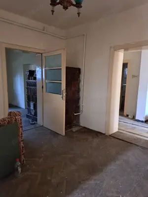 Casa de vanzare cu 3 camere , Str . Nicolae Golescu 168.000 euro neg. - imagine 17