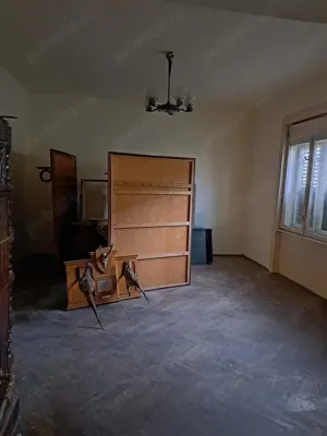 Casa de vanzare cu 3 camere , Str . Nicolae Golescu 168.000 euro neg. - imagine 4