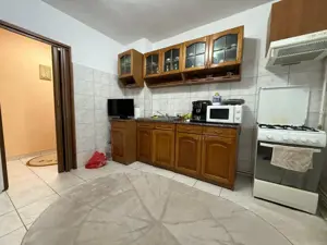 Apartament 2 camere, semidecomandat, parter, 60 mp - Calea Buziasului - imagine 5