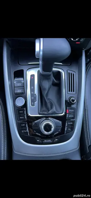 VAND AUDI Q5 impecabil - imagine 5 VAND AUDI Q5 impecabil - imagine 5