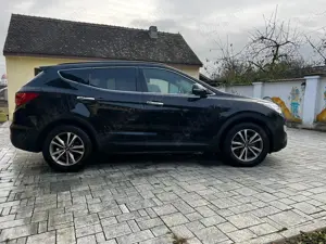 Vând Hyundai Santa Fe 2.2 CRDi   200 CP   4x4   Automat   Full   An 2015 - imagine 2