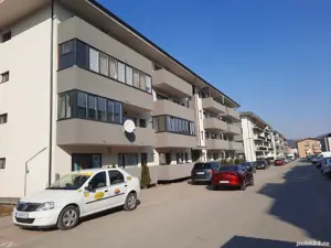 Închiriez apartament pretabil spațiu comercial Florești  - imagine 3