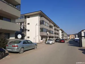 Închiriez apartament pretabil spațiu comercial Florești  - imagine 5