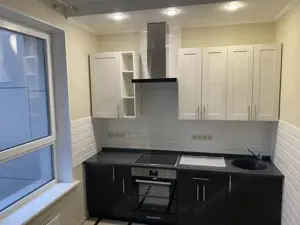 Garsoniera de inchiriat in zona 1 Mai - imagine 2