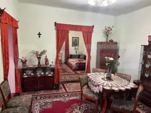 Casă de vanzare, cu 3 camere, 85 mp, zona semicentrala  - imagine 3