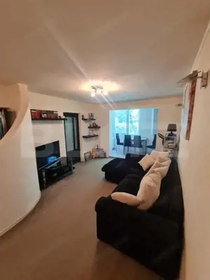 Apartament de vanzare, cu 3 camere, 50 mp, zona Budai