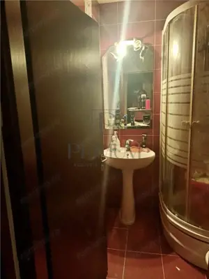 ARADULUI - BLOC IZOLAT - PARTER INALT - 4 camere - 2 bai - 3 balcoane - centrala proprie - clima - imagine 7