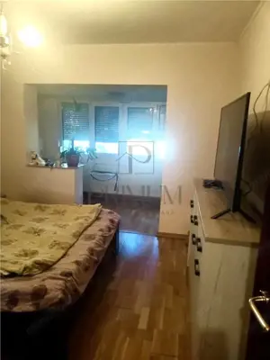 ARADULUI - BLOC IZOLAT - PARTER INALT - 4 camere - 2 bai - 3 balcoane - centrala proprie - clima - imagine 4