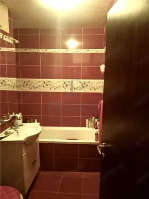 ARADULUI - BLOC IZOLAT - PARTER INALT - 4 camere - 2 bai - 3 balcoane - centrala proprie - clima - imagine 6