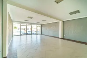 Spatiu comercial de inchiriat in zona Micalaca - imagine 9