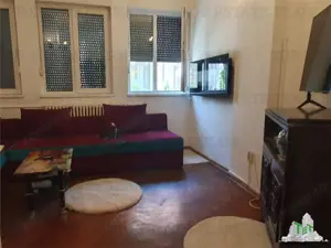 Spatiu extins central Liceul Mircea si Mare Constanta