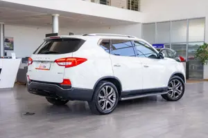 Ssangyong Rexton - imagine 8