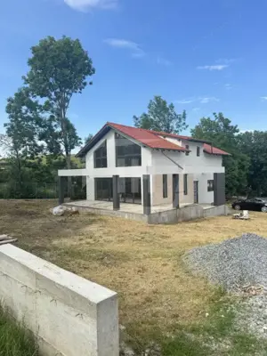 Casa individuala 144 mp utili si 750 mp teren, Salicea