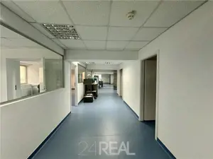 Spatiu birouri de inchiriat Magheru –Rosetti, 458 mp, amenajat medical - imagine 8